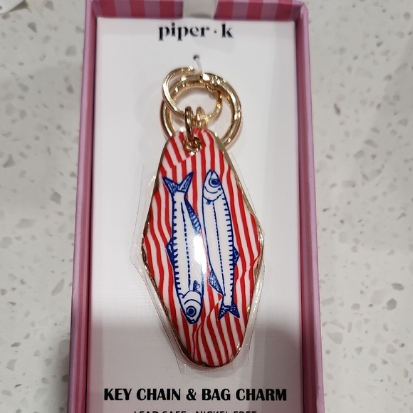 🔹️ Piper k 🔹️Red and White Sardines Fish Key Chain & Bag Charm ✨️🐟 - Picture 3 of 5